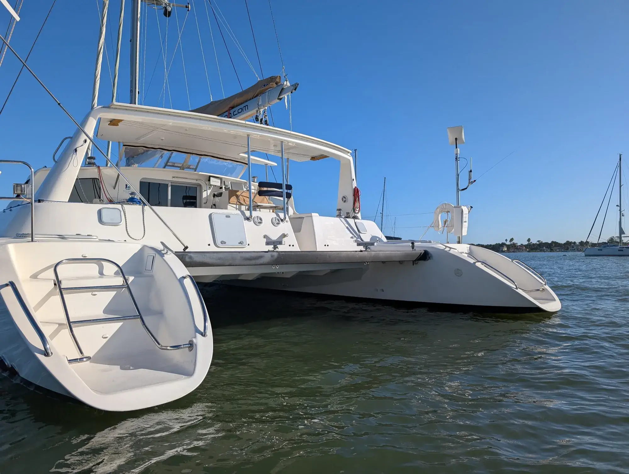 Tropicalia at anchor, starboard view